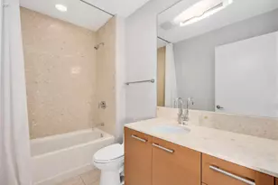 340 E Randolph St, Chicago, IL 60601 - Photo 18