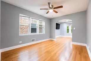 7638 S Laflin St, Chicago, IL 60620 - Photo 4