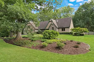 25139 W Caine Rd, Ingleside, IL 60041 - Photo 1