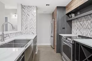 5050 S East End Ave, Chicago, IL 60615 - Photo 12