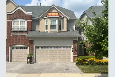 348 Pine Lake Circle, Vernon Hills, IL 60061 - Photo 2