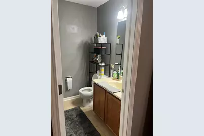 1250 N Split Oak Circle N #1250, Round Lake Beach, IL 60073 - Photo 12