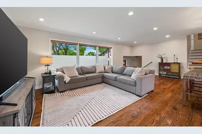 514 Eldon Place, Downers Grove, IL 60516 - Photo 6