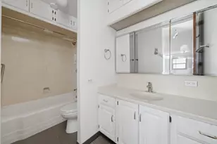 535 N Michigan Ave, Chicago, IL 60611 - Photo 8