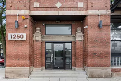 1250 W Van Buren Street #704, Chicago, IL 60607 - Photo 2