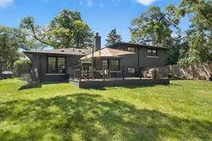 1349 Tinker, Glenview, IL 60025 - Photo 18