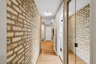 2541 Prairie Ave, Evanston, IL 60201 - Photo 12