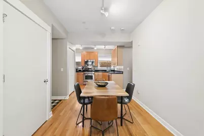 2541 Prairie Avenue #1, Evanston, IL 60201 - Photo 4