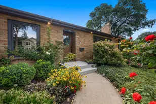 1316 S 4th St, Saint Charles, IL 60174 - Photo 20