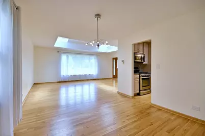 2360 N Drury Lane, Arlington Heights, IL 60004 - Photo 6