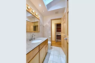 2360 N Drury Lane, Arlington Heights, IL 60004 - Photo 12