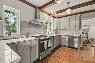 1 Kellogg Lane, Crystal Lake, IL 60014 - Photo 8