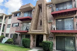 5303 N Delphia Ave, Chicago, IL 60656 - Photo 2