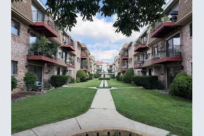 5303 N Delphia Avenue #304, Chicago, IL 60656 - Photo 1