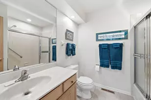 26435 N Ridge Ct, Mundelein, IL 60060 - Photo 20