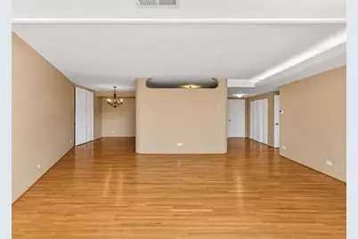 1301 N Western Avenue #332, Lake Forest, IL 60045 - Photo 4