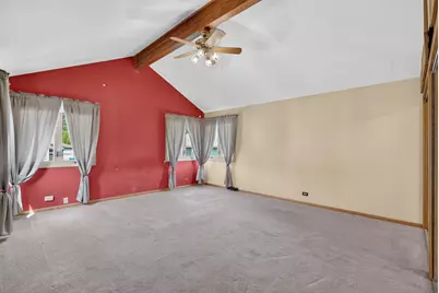 9628 S Utica Avenue, Evergreen Park, IL 60805 - Photo 12