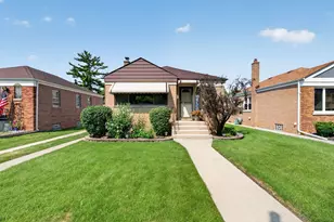 9628 S Utica Ave, Evergreen Park, IL 60805 - Photo 1