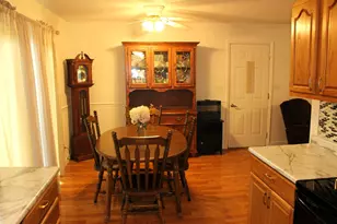 11 Bradley Ct, Clifton, IL 61727 - Photo 14