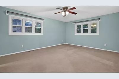 5006 W Oakwood Drive, McHenry, IL 60050 - Photo 18