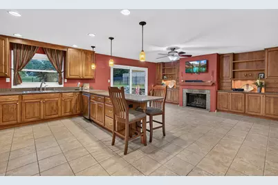 5006 W Oakwood Drive, McHenry, IL 60050 - Photo 10