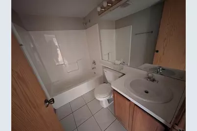 8809 S 79th Avenue #20, Hickory Hills, IL 60457 - Photo 10