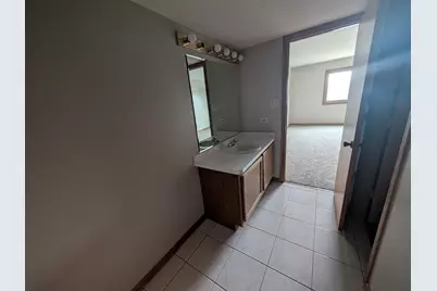 8809 S 79th Avenue #20, Hickory Hills, IL 60457 - Photo 6