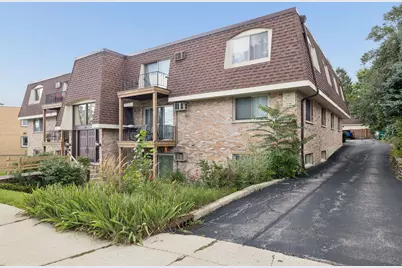 201 N President Street #3C, Wheaton, IL 60187 - Photo 2