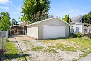 126 W Elm St, Streator, IL 61364 - Photo 40
