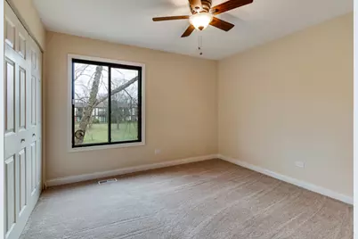 961 Cross Creek Drive N #2A, Roselle, IL 60172 - Photo 16