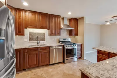 961 Cross Creek Drive N #2A, Roselle, IL 60172 - Photo 6