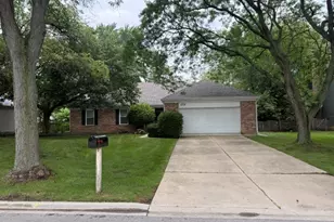 5710 Silent Brook Ln, Rolling Meadows, IL 60008 - Photo 1