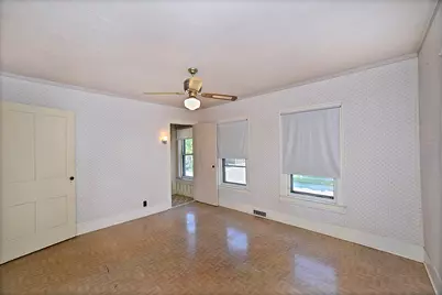 911 Illinois Avenue, Ottawa, IL 61350 - Photo 10