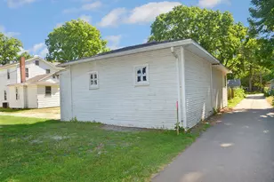 911 Illinois Ave, Ottawa, IL 61350 - Photo 16