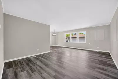 118 Indiana Street, Park Forest, IL 60466 - Photo 6