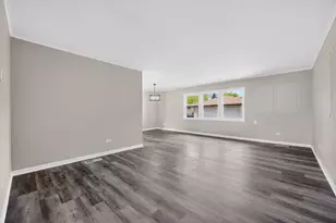 118 Indiana St, Park Forest, IL 60466 - Photo 6