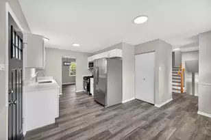 118 Indiana St, Park Forest, IL 60466 - Photo 10