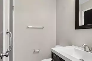 118 Indiana St, Park Forest, IL 60466 - Photo 16