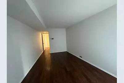 300 N State Street #4135, Chicago, IL 60654 - Photo 6