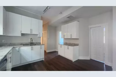 2330 W Erie Street #2F, Chicago, IL 60612 - Photo 8