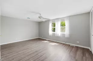 809 Bishop Ct, Schaumburg, IL 60194 - Photo 20