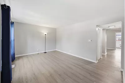 809 Bishop Court, Schaumburg, IL 60194 - Photo 4