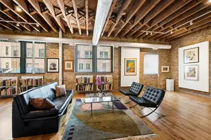 515 N Noble St, Chicago, IL 60642 - Photo 2