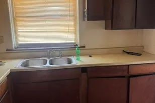 2514 E 97th St, Chicago, IL 60617 - Photo 6