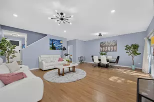 547 Bobby Ann Ct, Roselle, IL 60172 - Photo 12