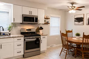 4614 W 87th St, Chicago, IL 60652 - Photo 4