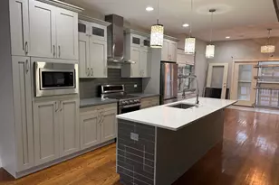 544 E 46th Pl, Chicago, IL 60653 - Photo 6