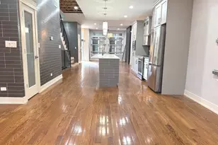 544 E 46th Pl, Chicago, IL 60653 - Photo 12