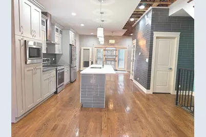 544 E 46th Place, Chicago, IL 60653 - Photo 4