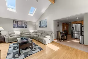 5747 S Meade Ave, Chicago, IL 60638 - Photo 10